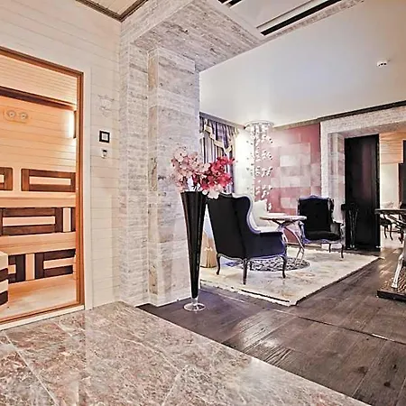 فندق Royal Castle Design & سفيتي فلاس