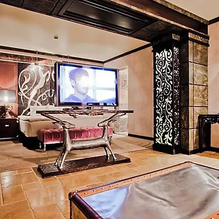 Royal Castle Design & 酒店 圣弗拉斯