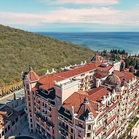 酒店 Royal Castle Design & 圣弗拉斯