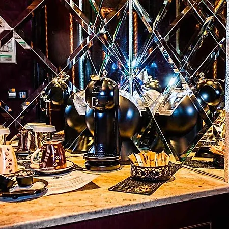 酒店 Royal Castle Design & 5*